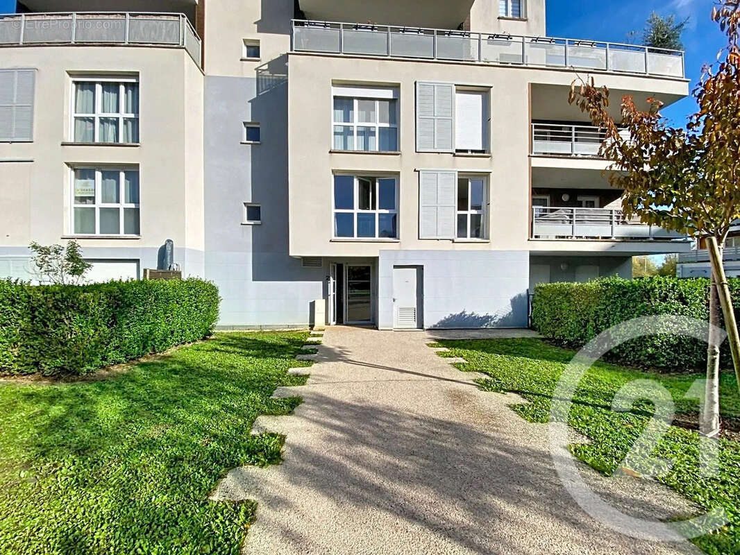 Appartement à LIEUSAINT