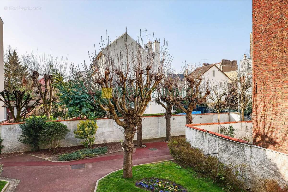 Appartement à COLOMBES