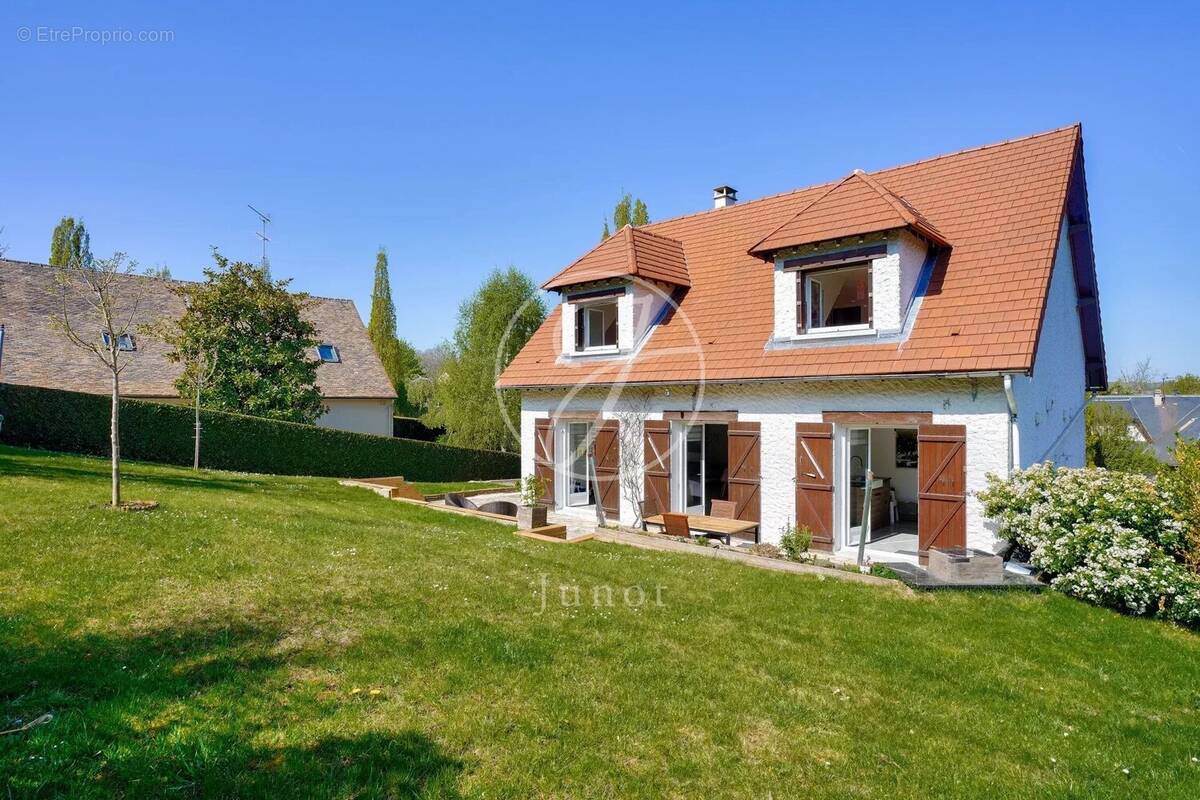 Maison à MARLY-LE-ROI