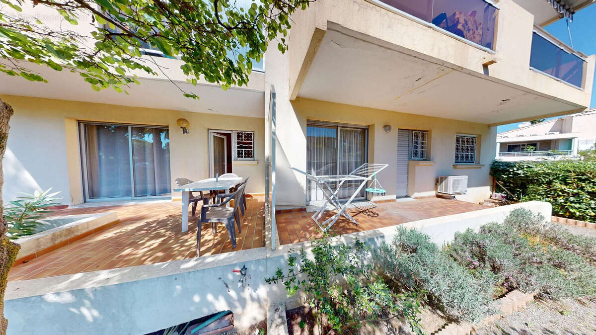 Appartement à FREJUS