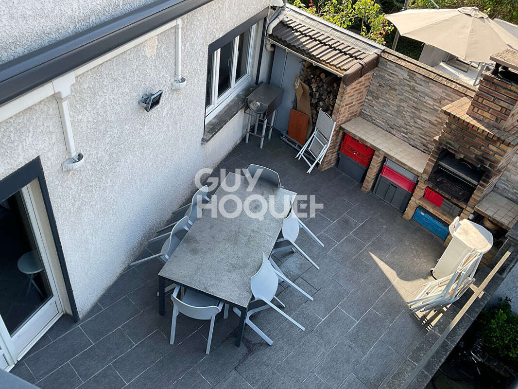 Maison à LE BLANC-MESNIL