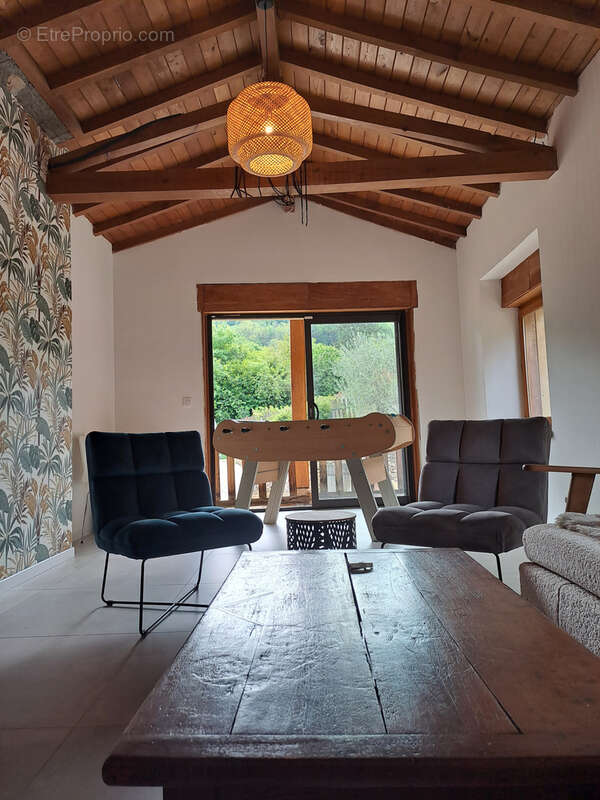 Maison à POLEYMIEUX-AU-MONT-D'OR