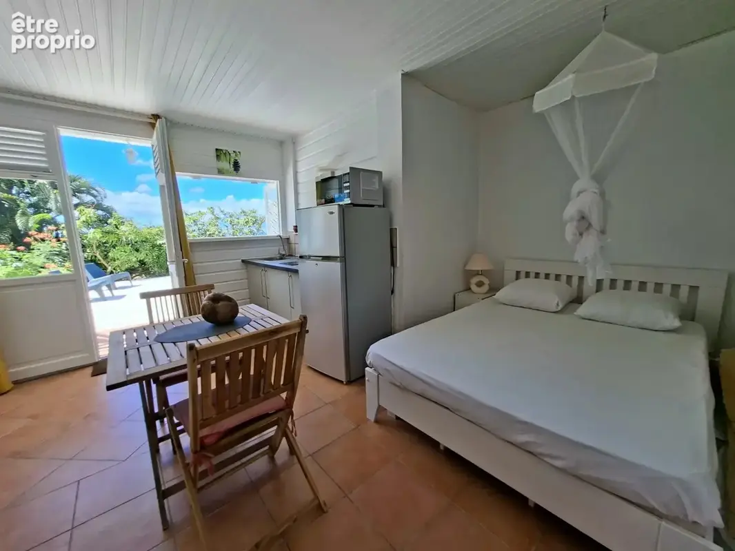 LES TROIS-ILETS : Villa créole  rénovée - Piscine - Vue mer - photo 21