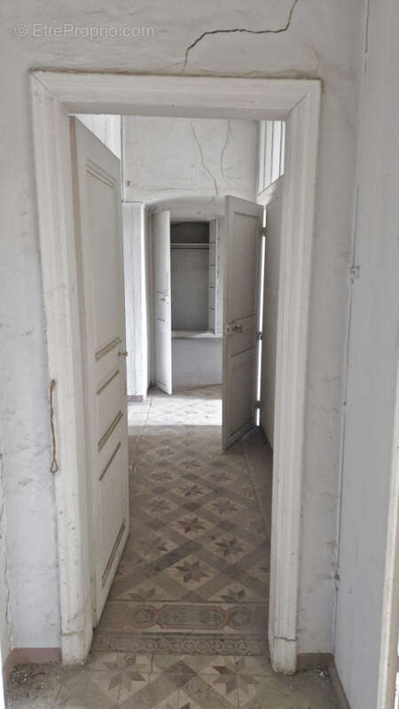 Appartement à CORTE