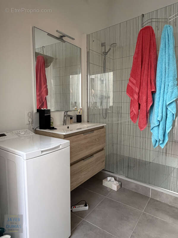 CHALON-SUR-SAONE - Appartement T2 Centre-Ville dans petite copropriété - - photo 7