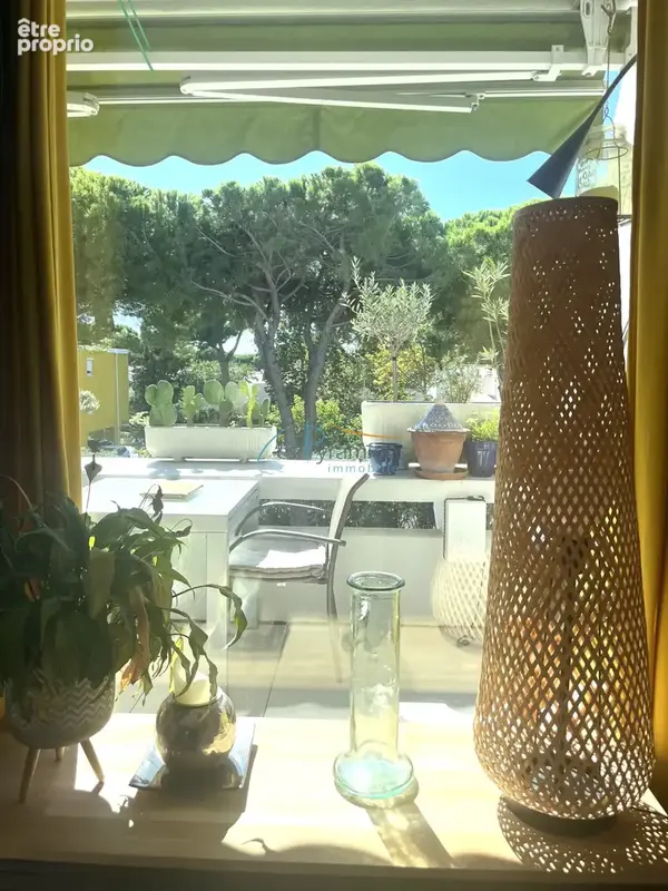 Studio cabine avec terrasse et parking couvert - photo 8