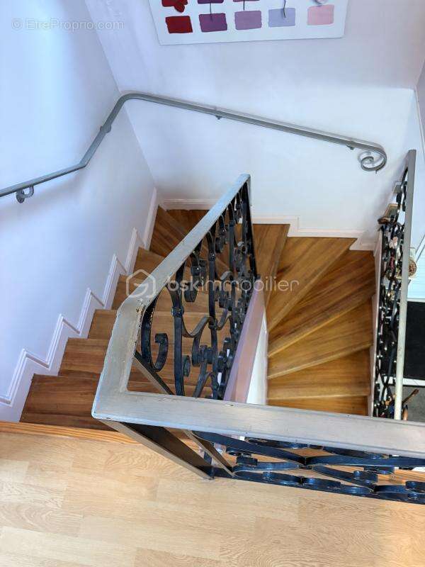 Maison à SAINTRY-SUR-SEINE