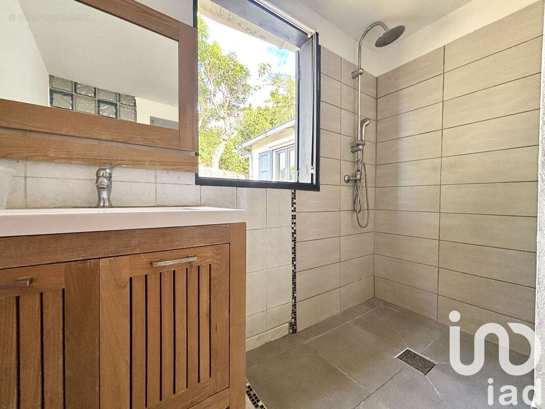 Photo 5 - Maison à SAINT-DENIS