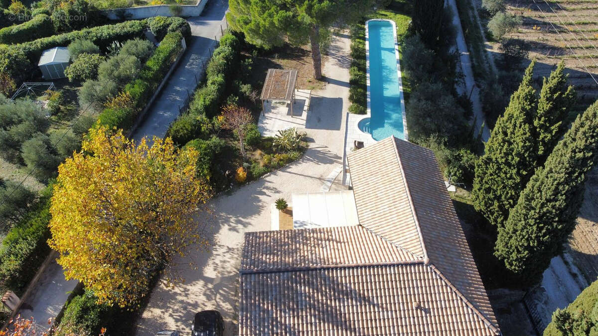 Maison à LE CASTELLET