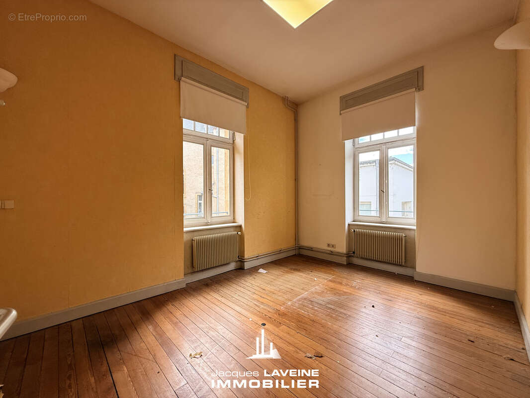Metz-triangle impérial ensemble immobilier 20 pieces - photo 10