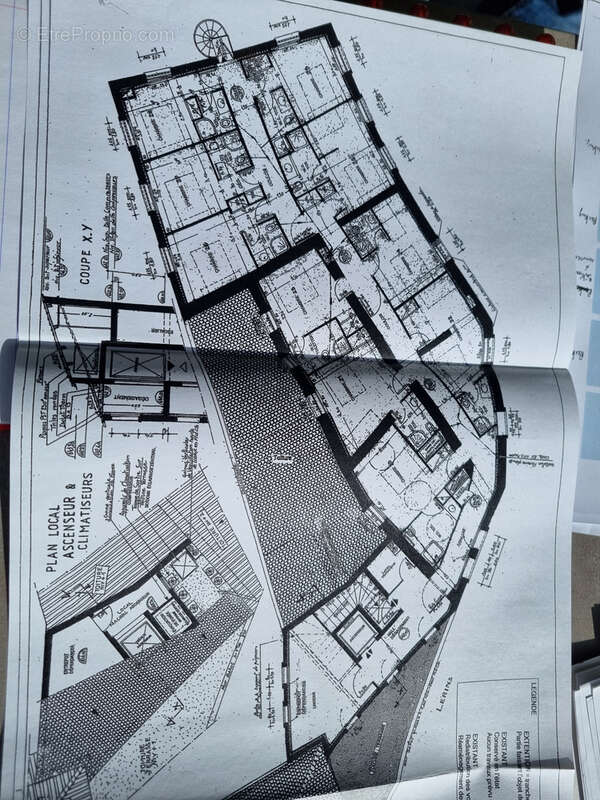 Commerce à MOUSTIERS-SAINTE-MARIE