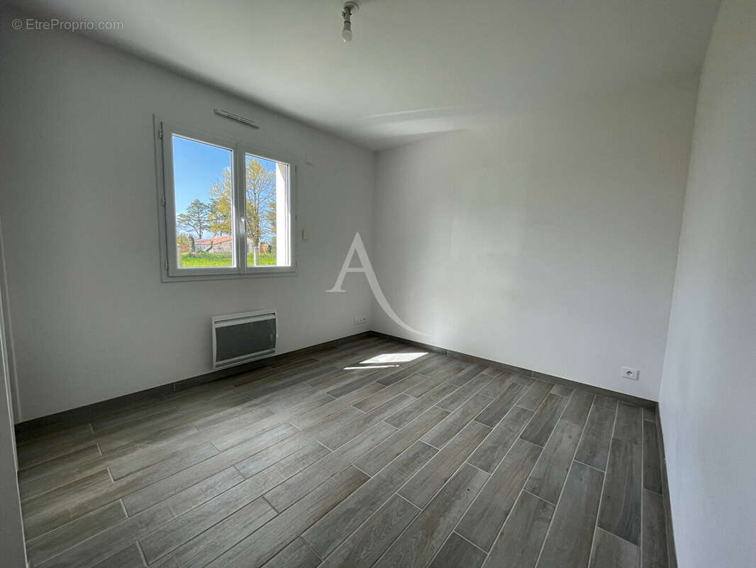 Maison à LE BERNARD