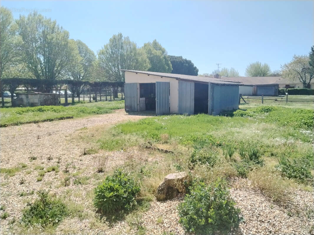 Maison à MONTPON-MENESTEROL