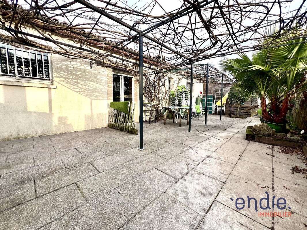 Commerce à POITIERS