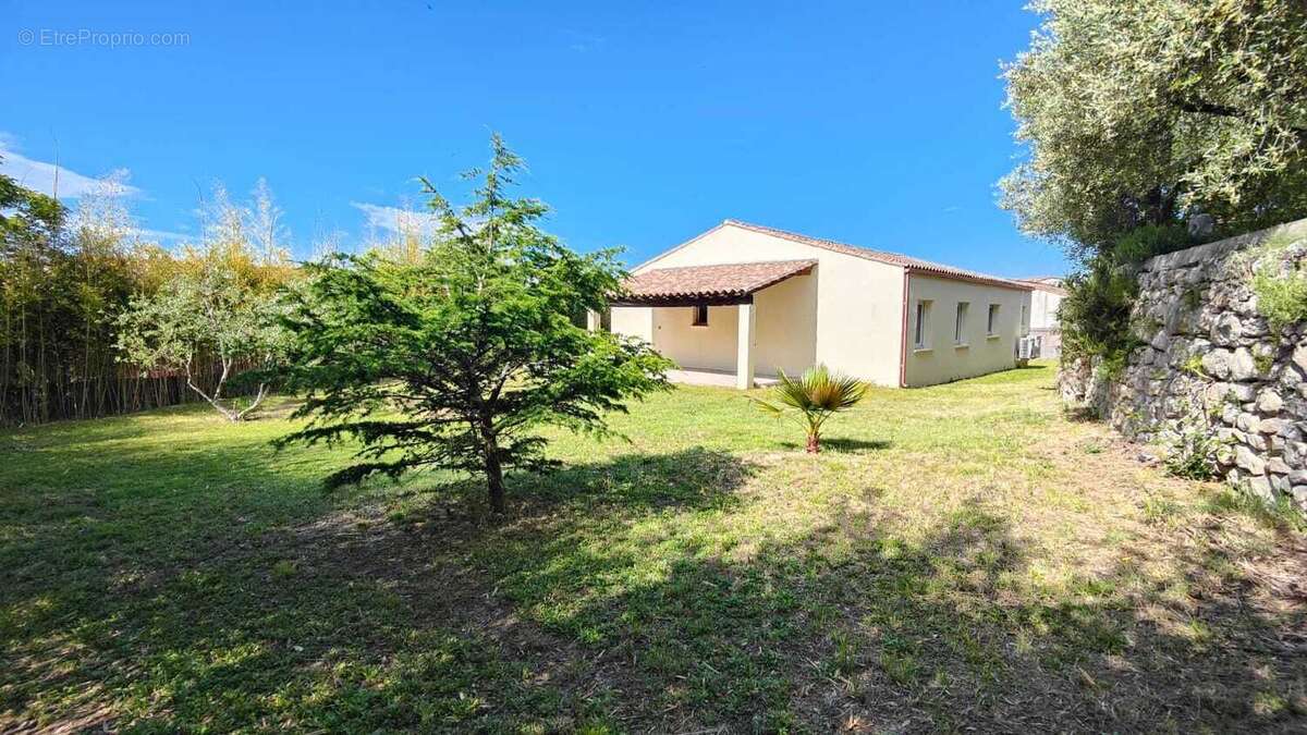 Maison 130 m² à Montmirat  - photo 3