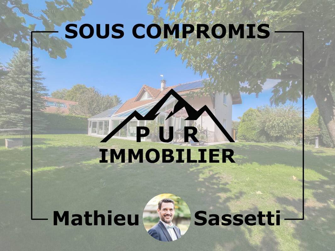 Maison à ETREMBIERES