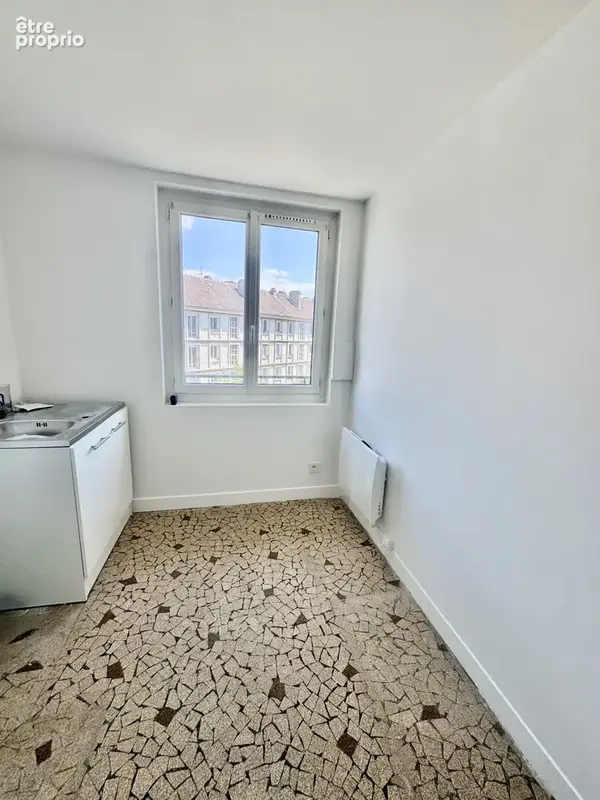 A VENDRE- Quartier Saint Nicolas - Appartement T2 rénové - photo 5