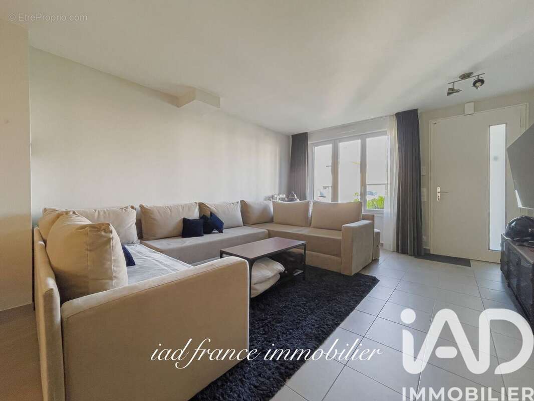 Photo 3 - Maison à ELANCOURT