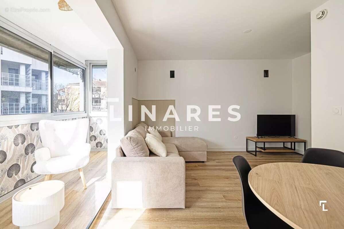 Appartement à MARSEILLE-8E