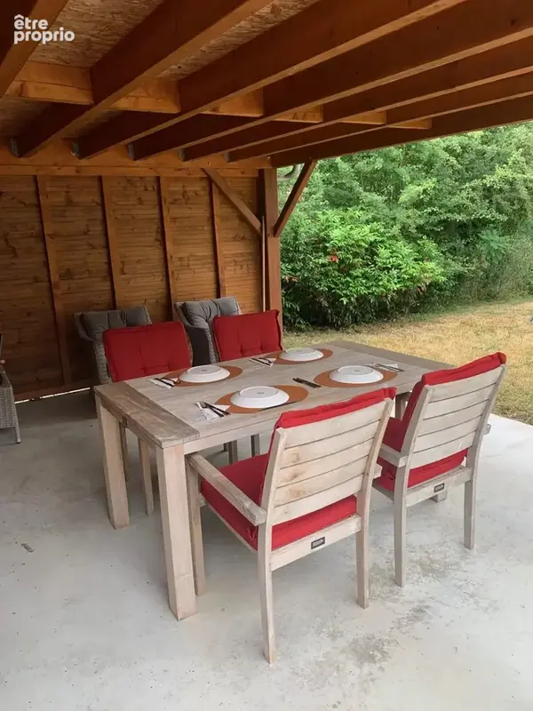 À vendre : Maison de charme avec jardin, à l’abri des regards (Cher) - photo 12