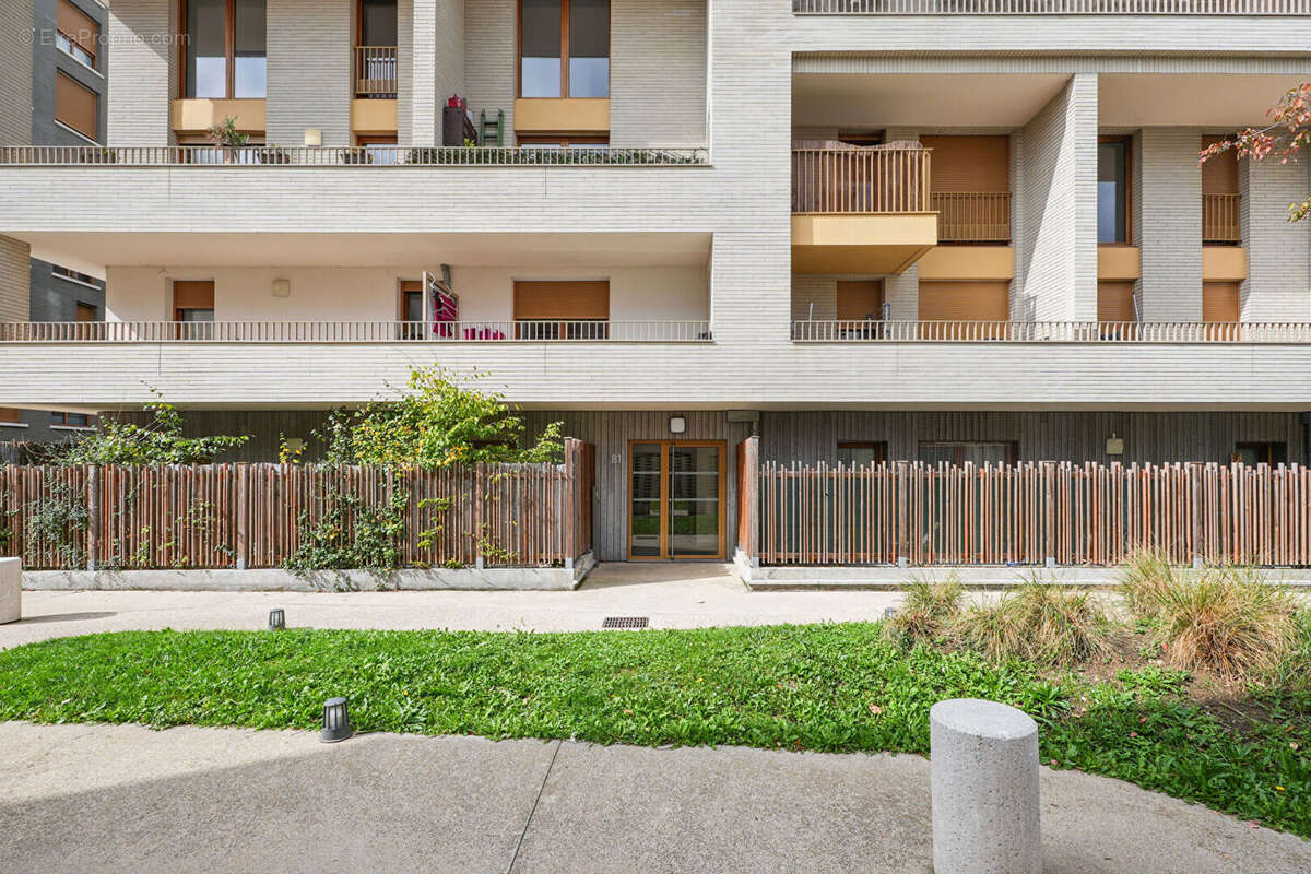 Appartement à ROMAINVILLE