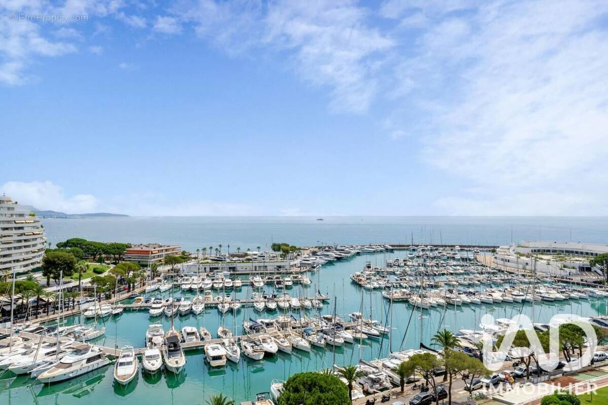 Photo 1 - Appartement à VILLENEUVE-LOUBET