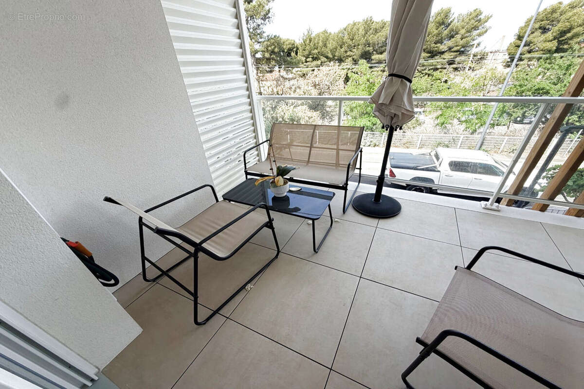 Appartement à ROGNAC
