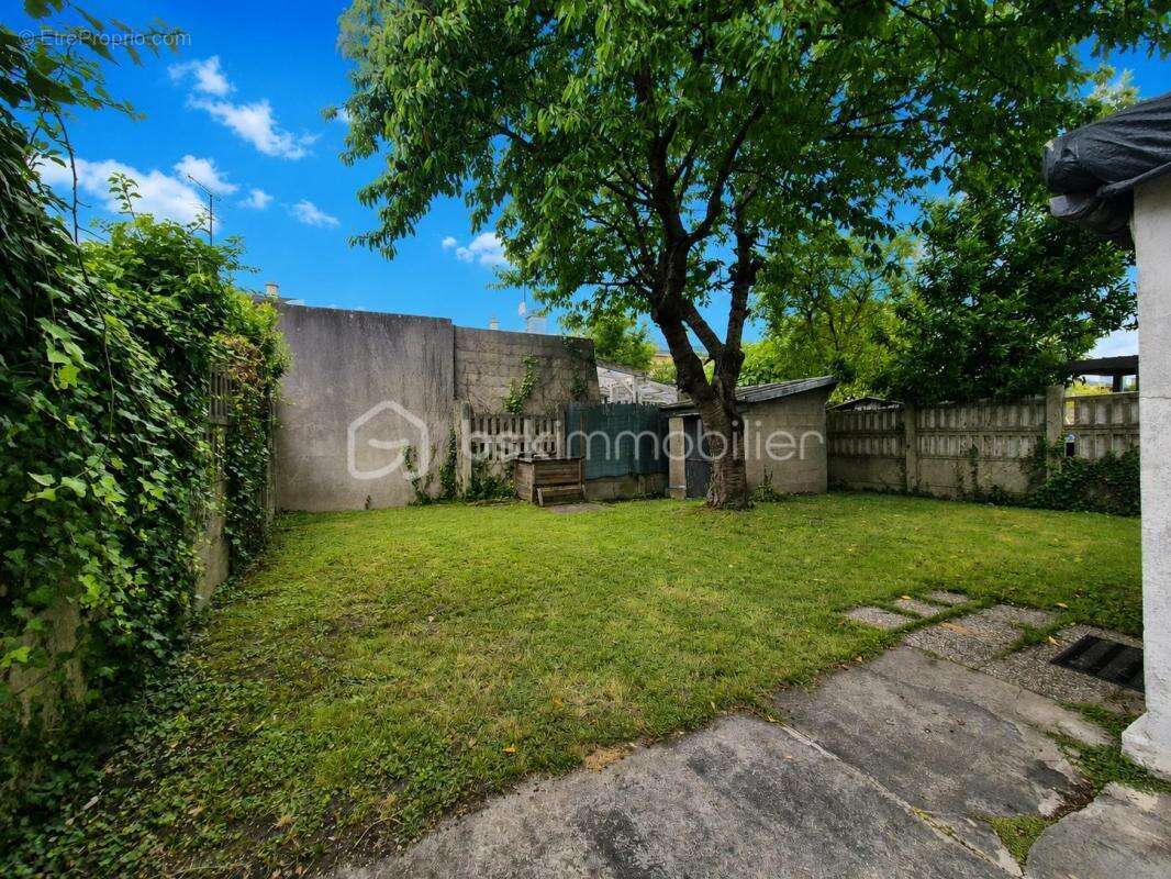 Maison familiale de 83 m² avec jardin, garage et dépendance - photo 4