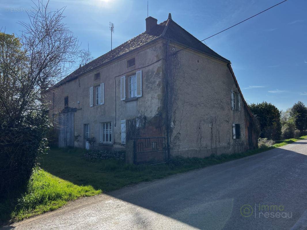 Maison à BRIANT