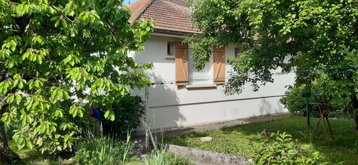 Maison à LONS-LE-SAUNIER