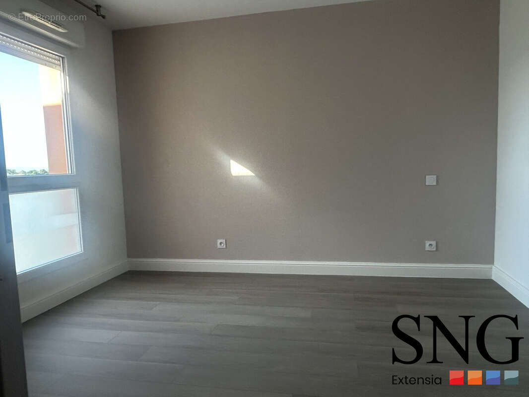 Appartement 38 m² à Narbonne  - photo 4