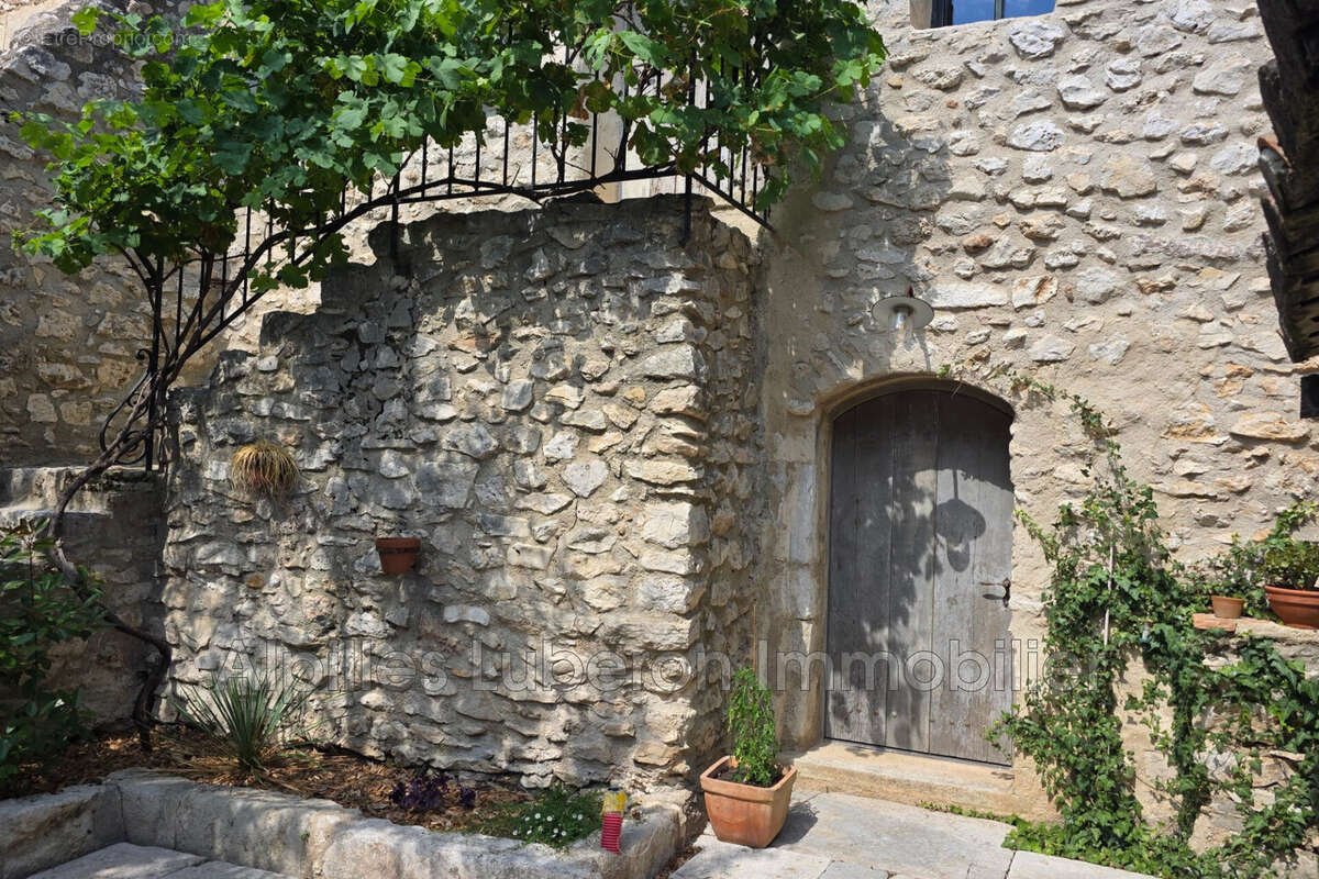 Maison à EYGALIERES