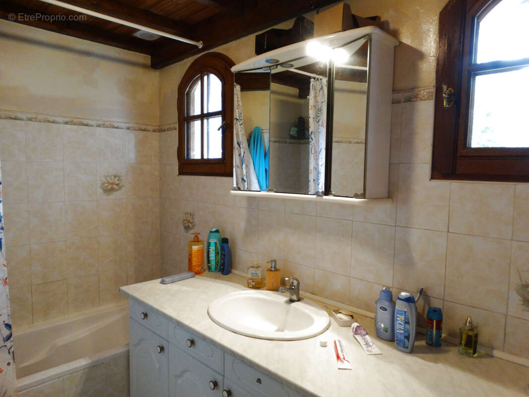 Commerce à TALUYERS