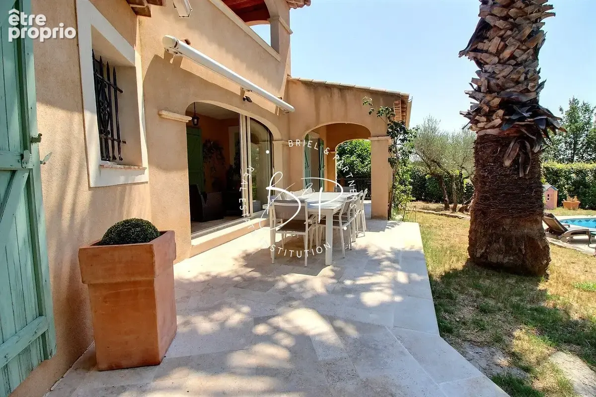 Maison Lorgues 175 m2 4 chambres dont 1 suite parentale, double garage, piscine - photo 13