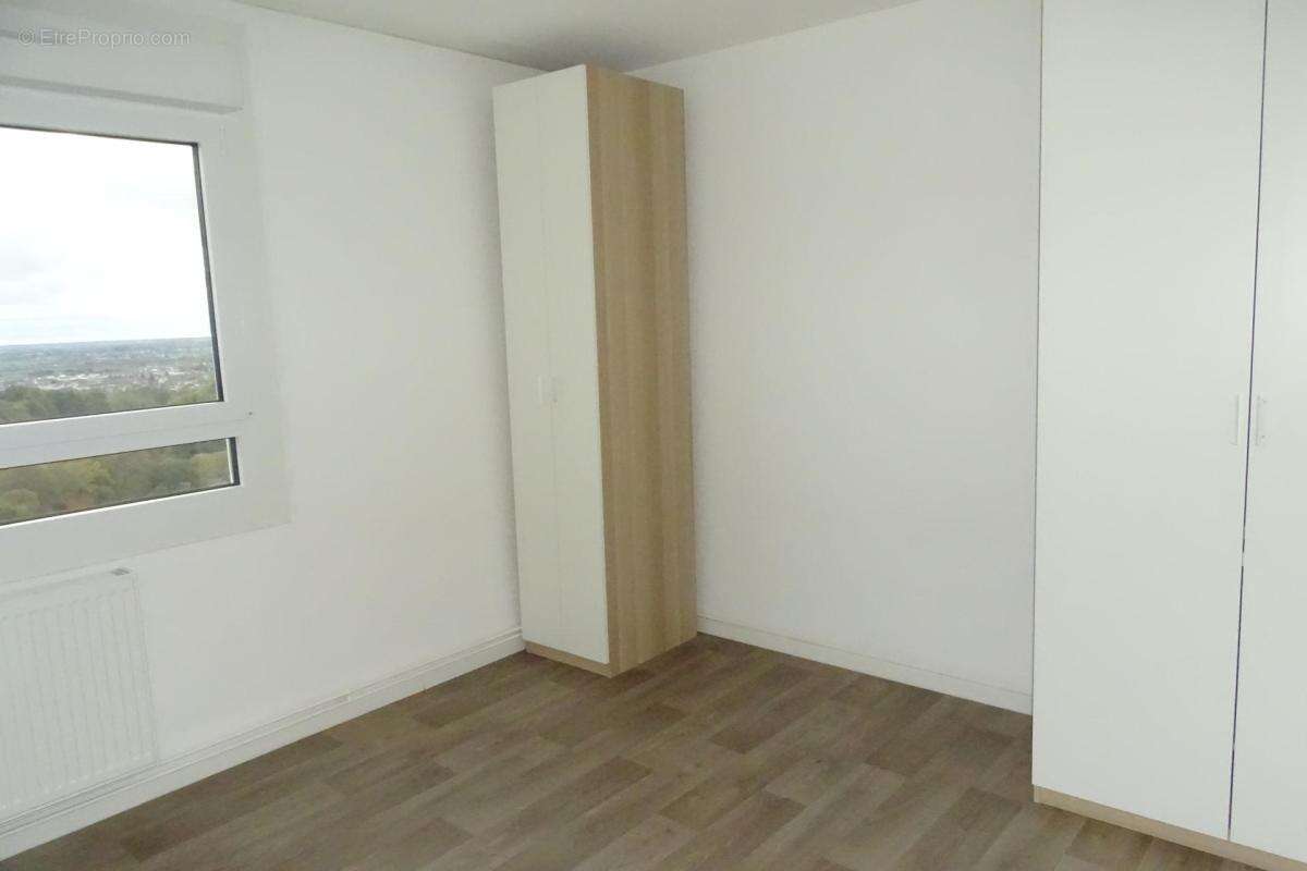Appartement à FOUGERES
