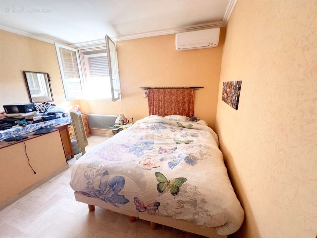 À vendre Villa d’Exception à Reillanne (04110) – 120 m², 5 Pièces, 4 Chambres, Piscine 10x5, Terrain Clos 9 000 m², Calme Absolu - photo 16