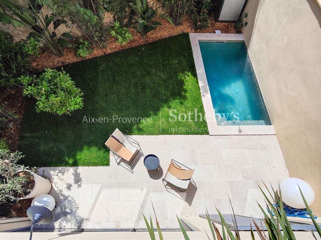 Maison à AIX-EN-PROVENCE