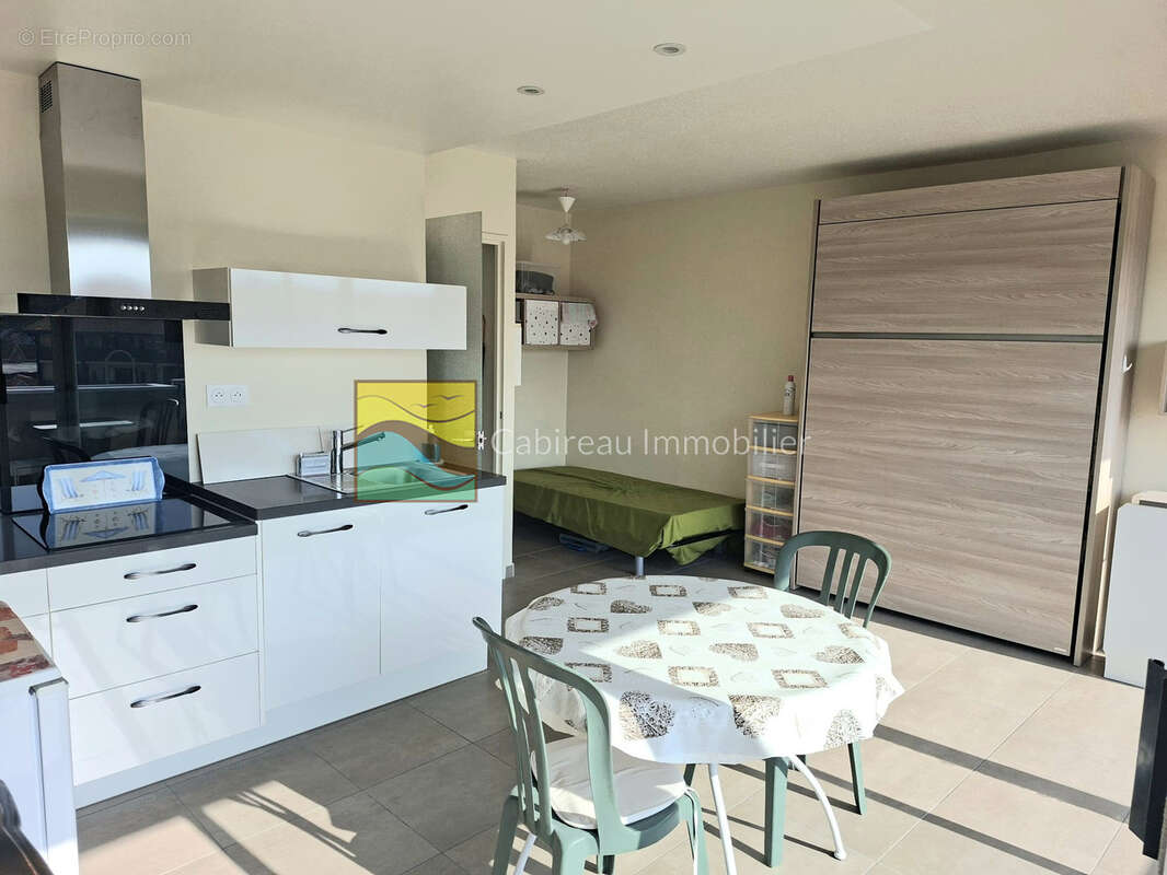 STUDIO 23.85 m2  avec garage - photo 4