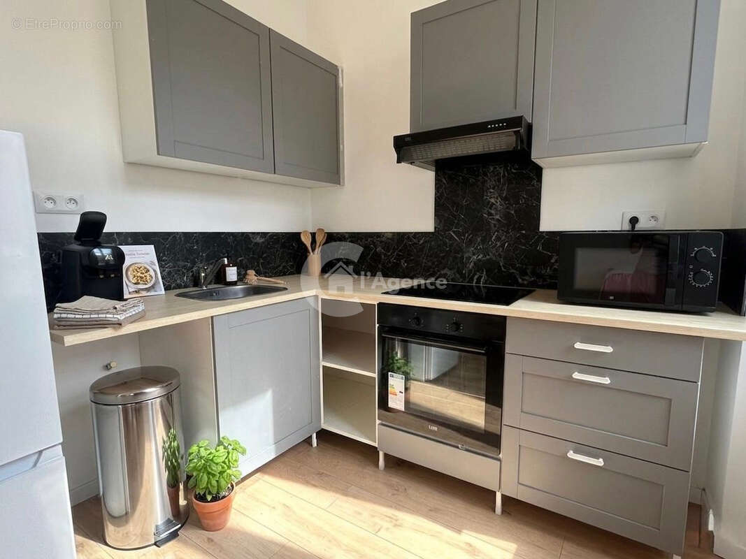 Appartement à VALLAURIS