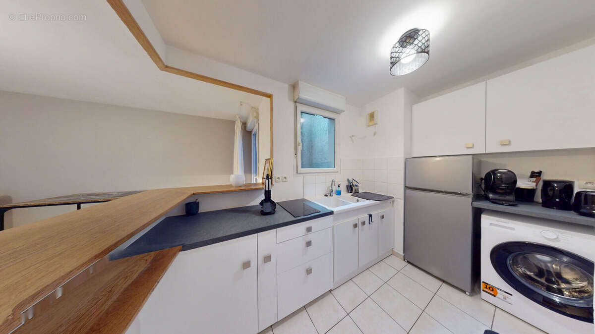 Appartement à PARIS-19E