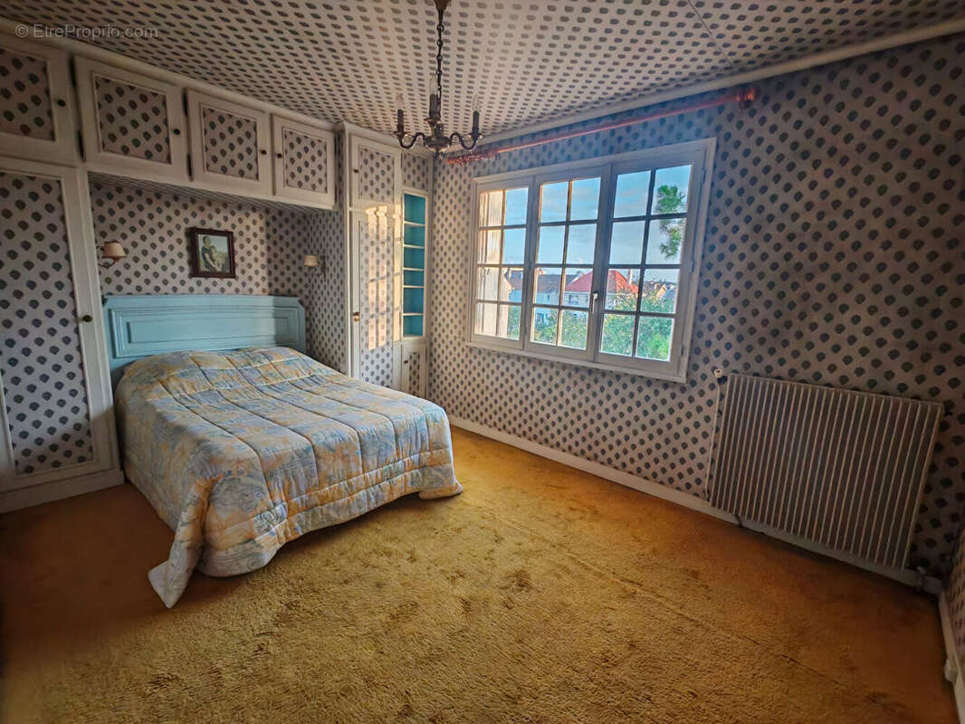 Maison à SARTROUVILLE