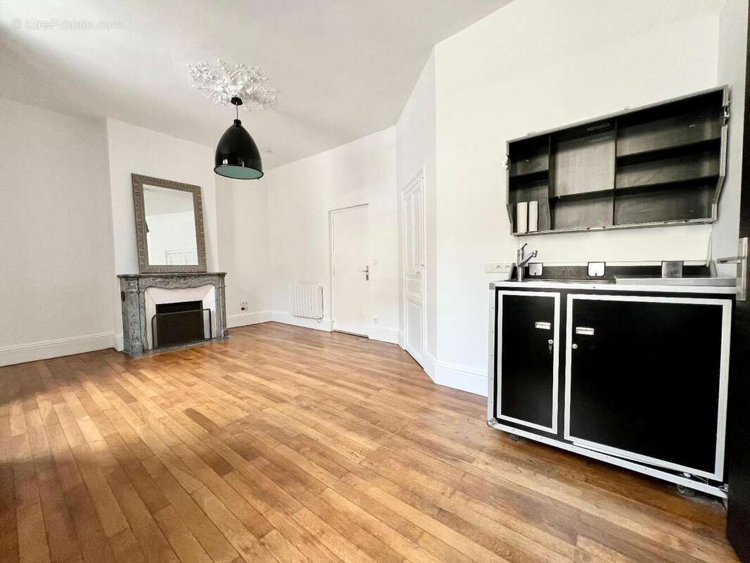 Appartement 24 m² à Angers  - photo 3
