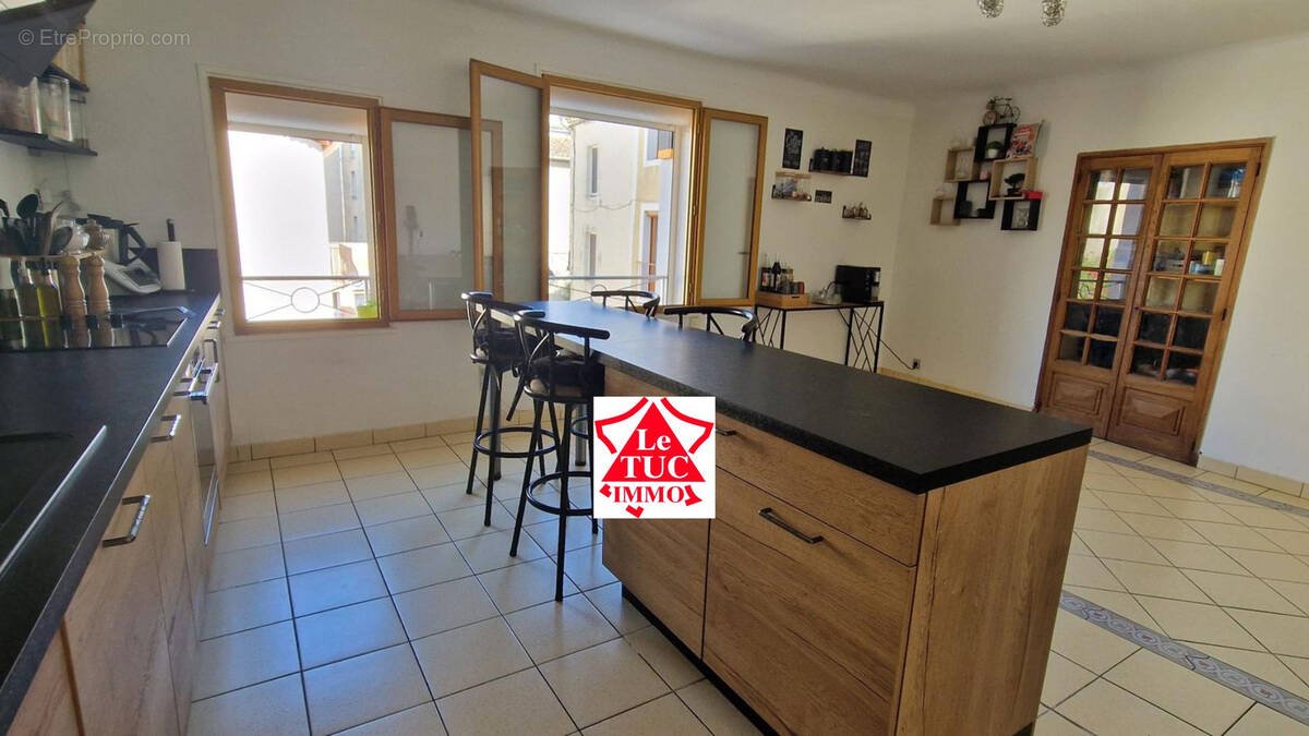 Maison à BOURG-SAINT-ANDEOL