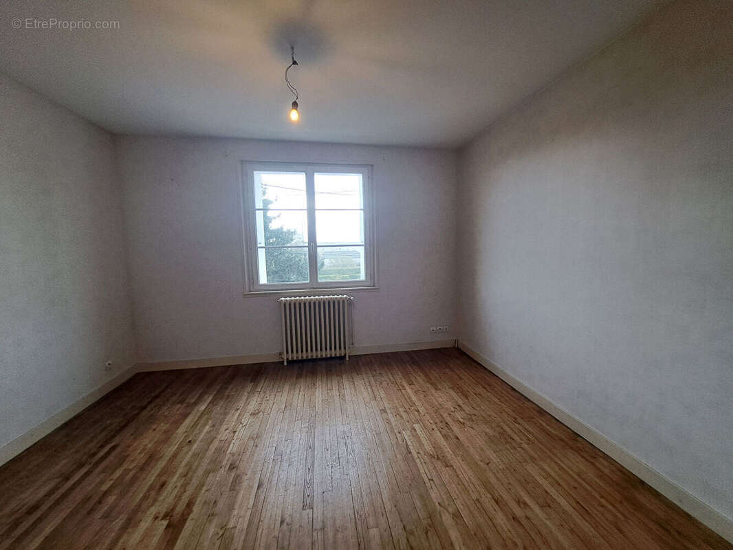 Maison à CHATELLERAULT