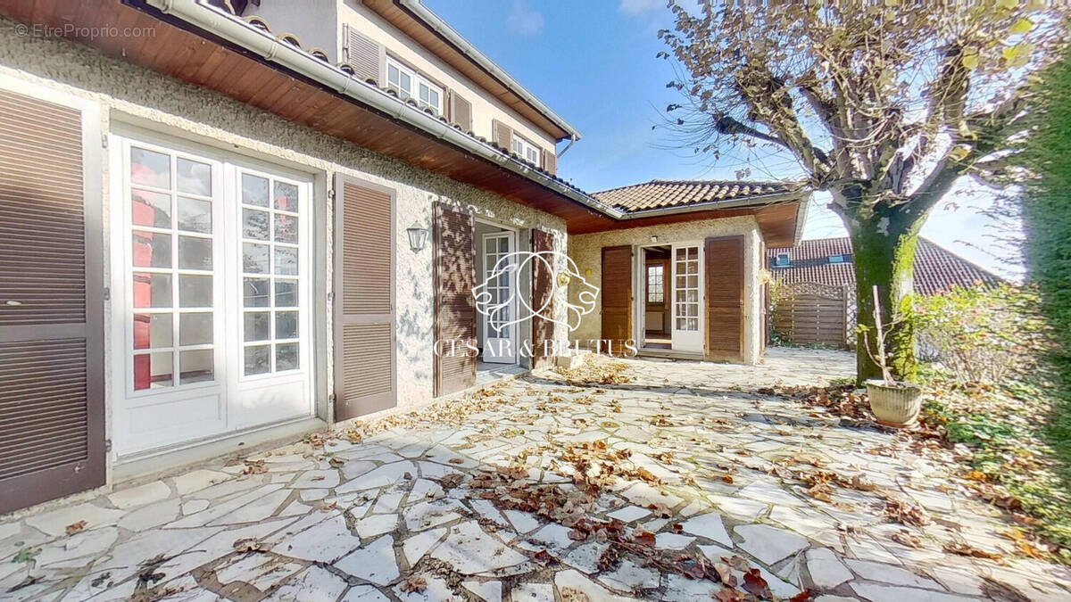 Maison à FRANCHEVILLE