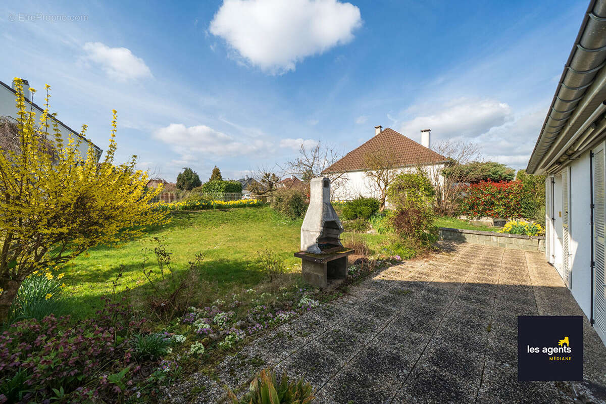 Maison à HEILLECOURT