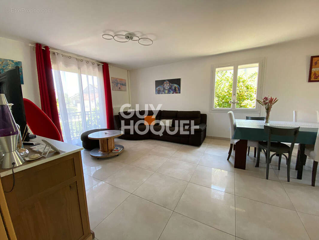 Maison Vaires Sur Marne 6 pièce(s) 170.43 m2 - photo 3