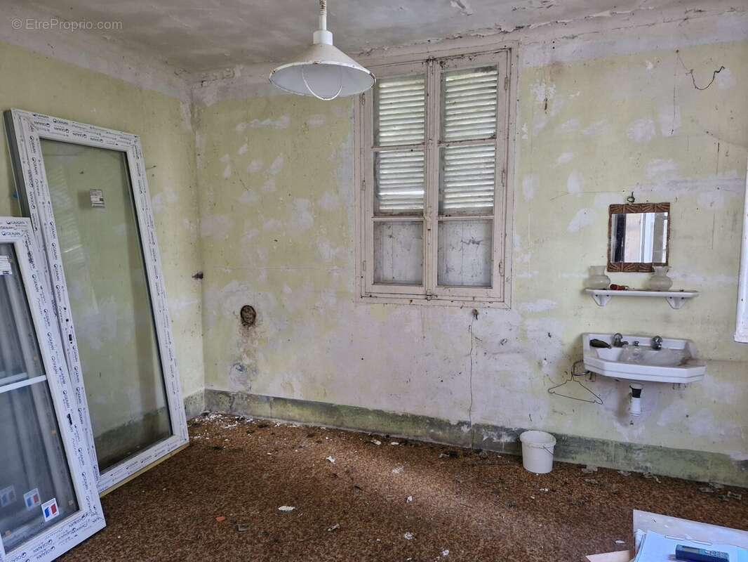 Terrain à TORIGNI-SUR-VIRE