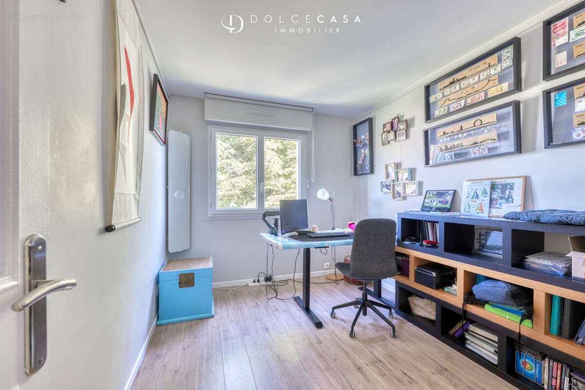 Appartement à LE PERREUX-SUR-MARNE