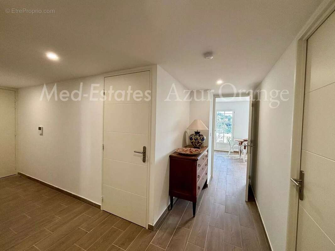 Appartement à GRIMAUD
